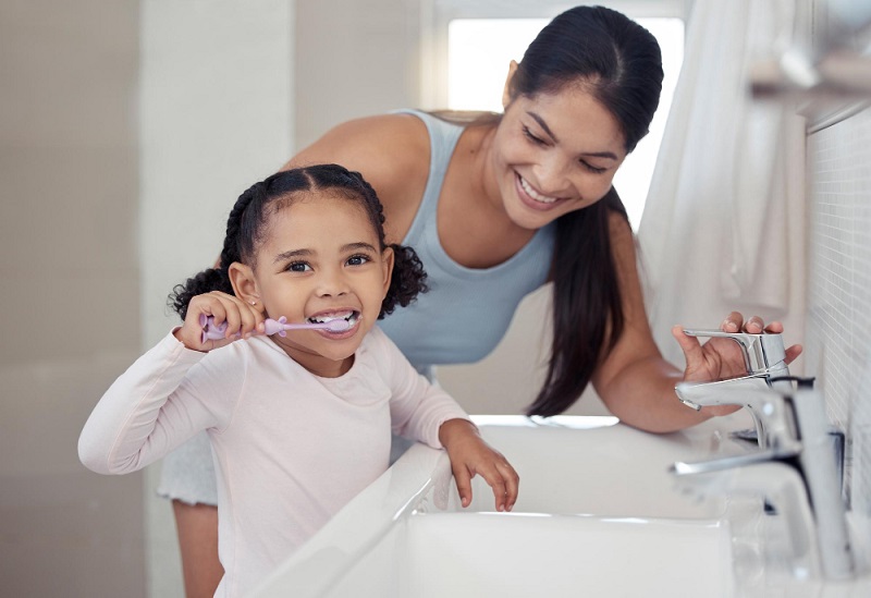 Tips For Teaching Your Child Good Oral Hygiene Habits