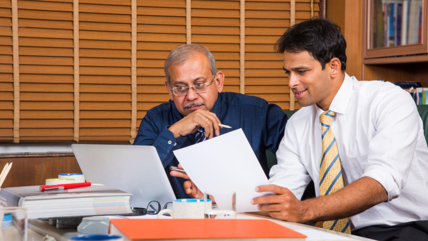 Why Business Owners Rely On Professional Accountants For Clarity